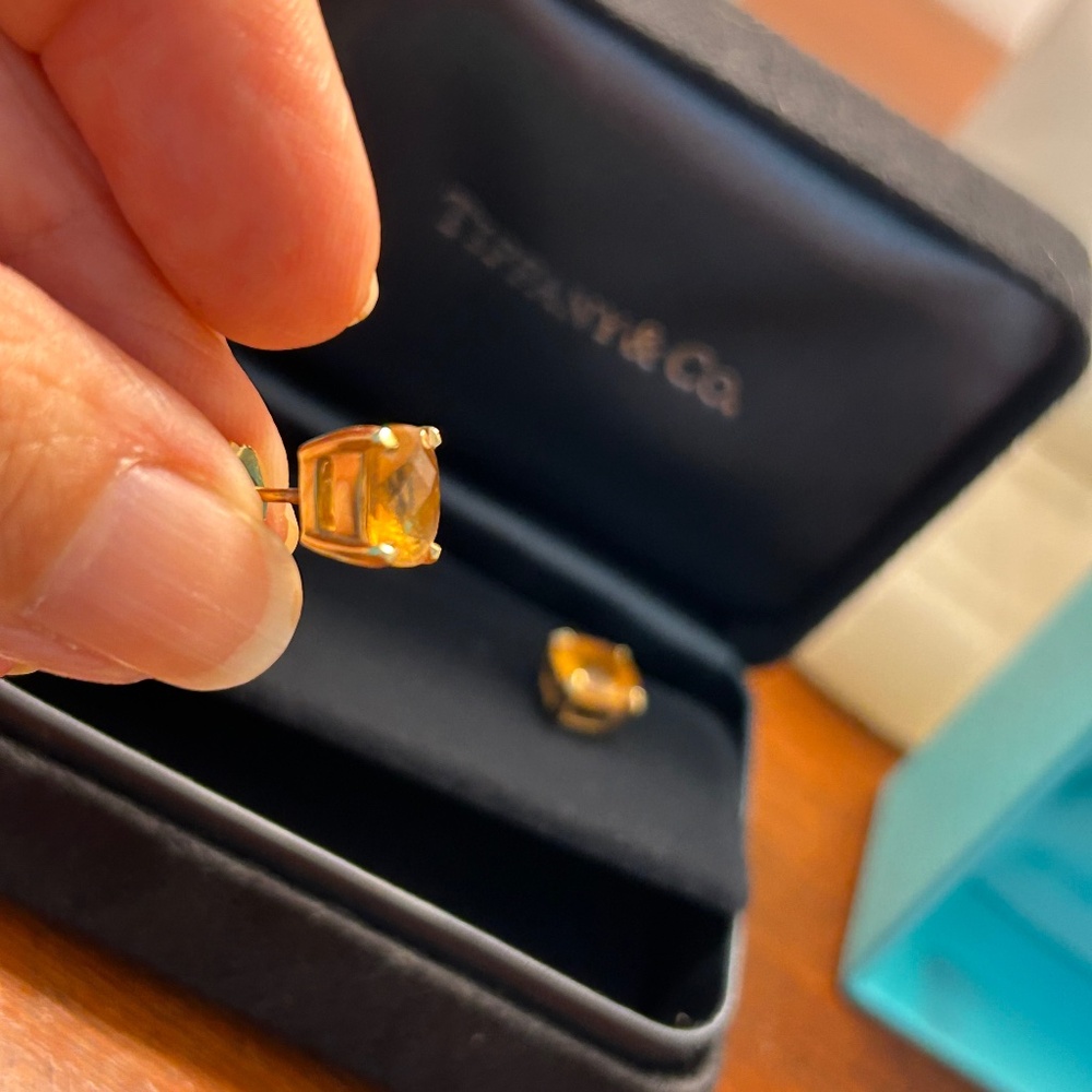 18K Tiffany Citrine studs